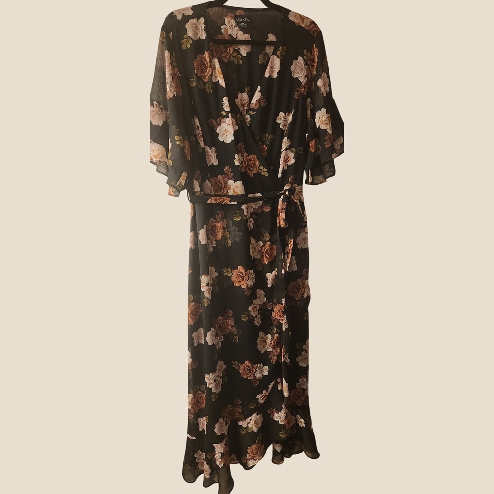 City Chic Black Romantic Moody Floral Maxi Dress 16 Boho WeddingGuest Whimsigoth